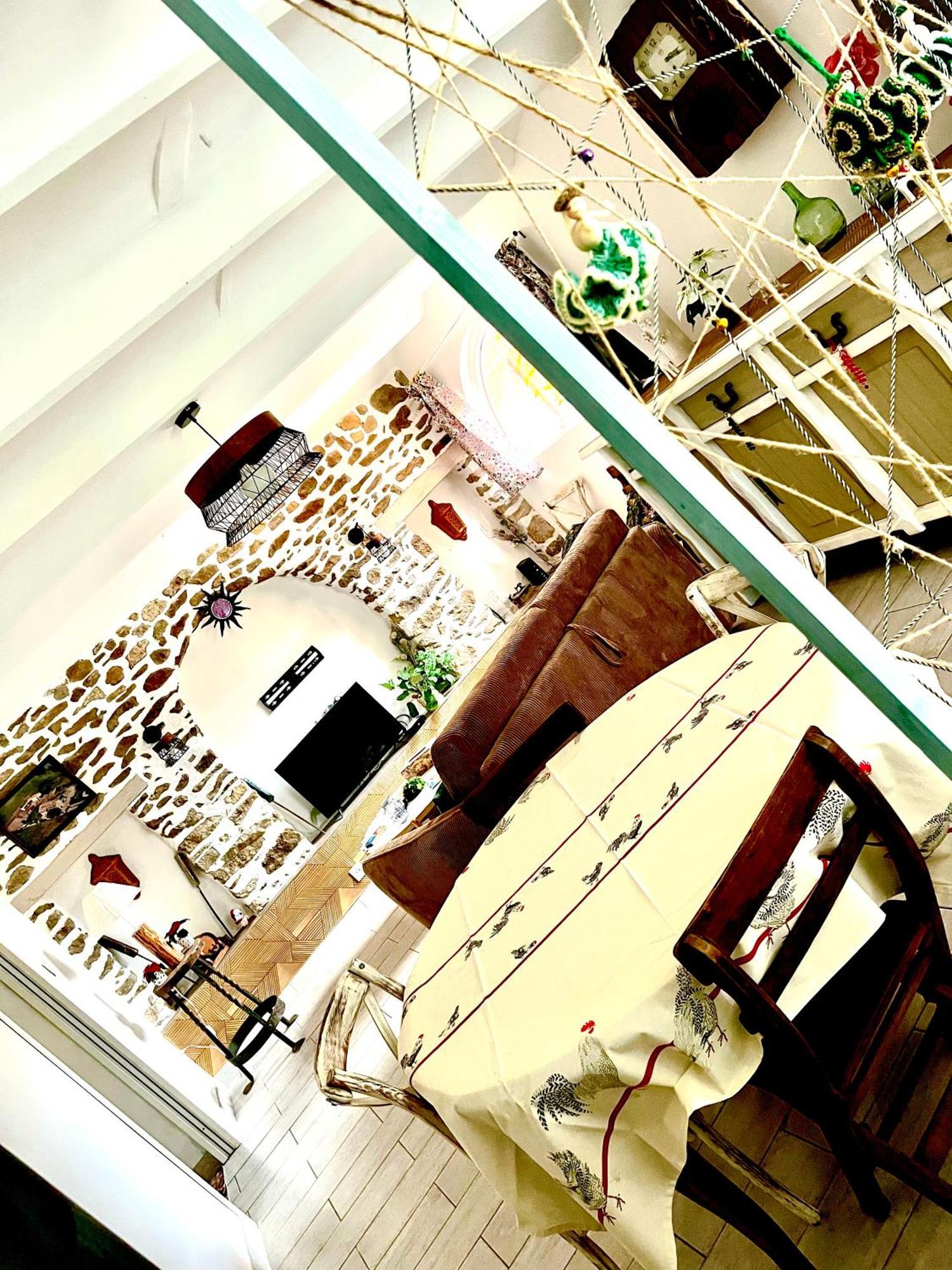 Appartement Cosy Saint-Hilaire-de-Brethmas Exterior photo